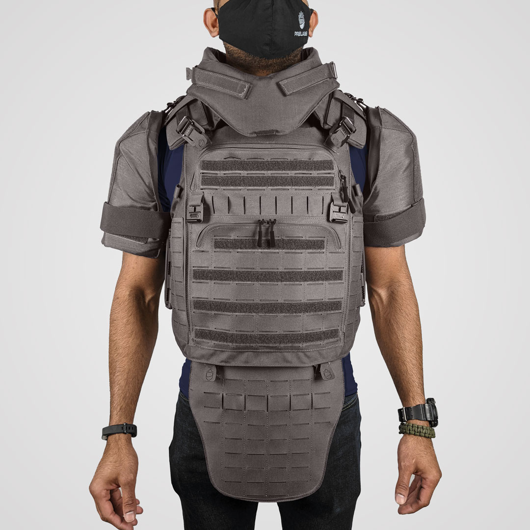 Amaruq Tactical Armour System with EMAP components